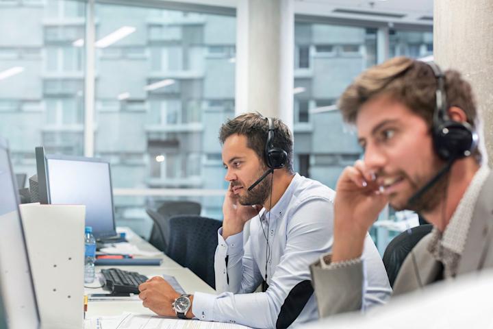 چرا پیگیری درخواست مشتری در بازاریابی و پشتیبانی تلفنی اهمیت دارد؟